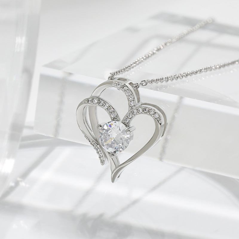 Double Love Herz-Halskette mit Zirkonia | Romantischer Schmuck für Damen - Bild 6