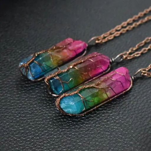 Stone of Life – Regenbogen-Kristall-Halskette mit Lebensbaum-Anhänger